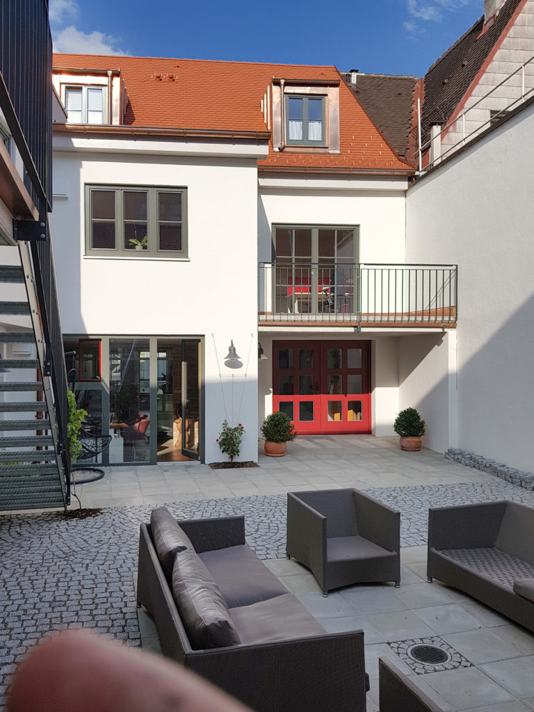 Sanierung und Umbau eines Altstadthauses mit Stadtmauerhaus in Schongau